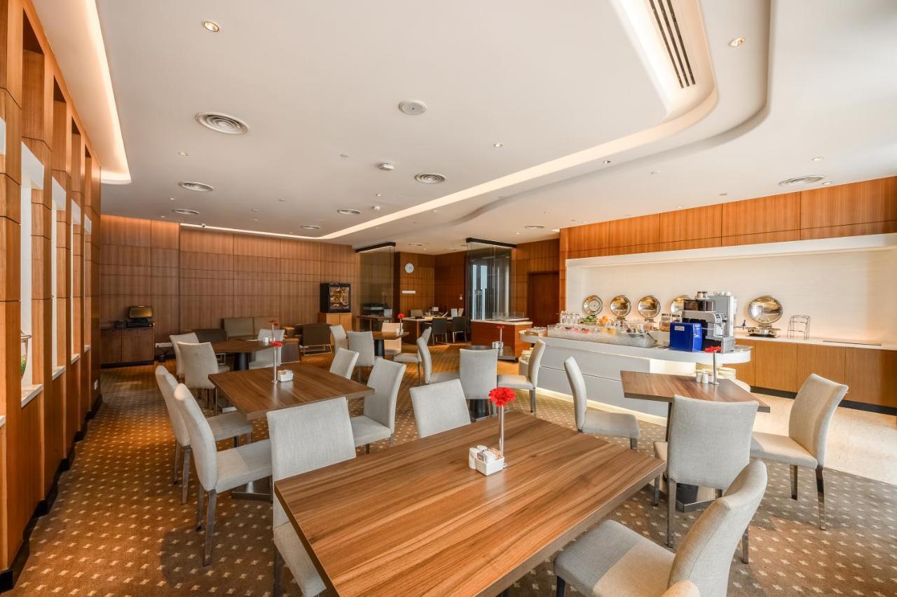 St Giles Wembley Penang Hotell George Town Exteriör bild